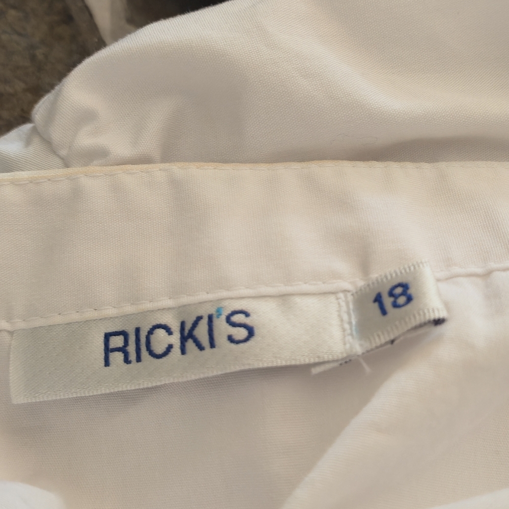 Ricki's Sz 18 White Mandarin Collar Ruched V-Neck Puff Sleeve Blouse Minimalist - Picture 3 of 16